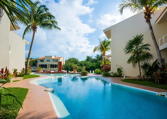 Stunning Large Remodeled Penthouse-big Canal Views * Puerto Aventuras