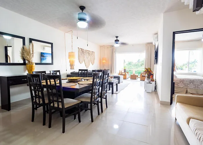 Apartment Stunning Large Remodeled Penthouse-big Canal Views Puerto Aventuras